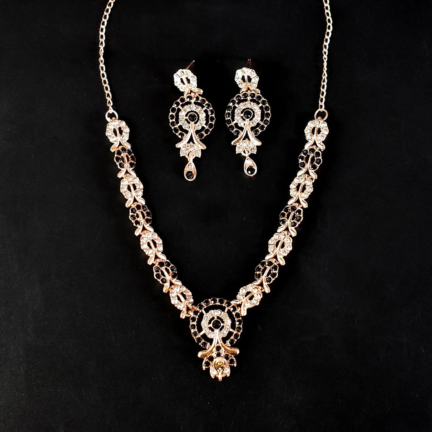 Timeless Necklace and Earring Set | Lightweight, Stylish