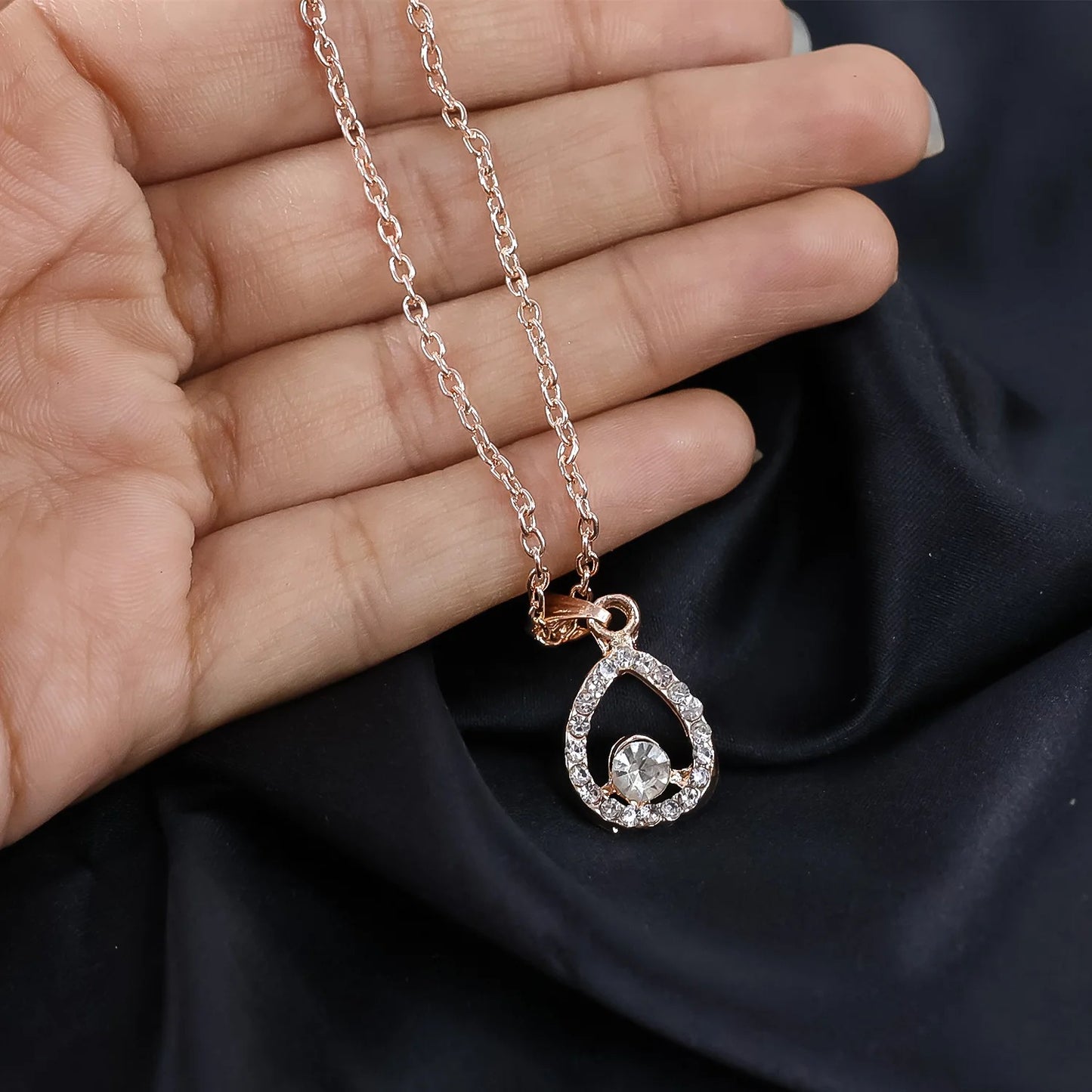 Teardrop Pendant Necklace Jwellery | Lightweight, Stylish